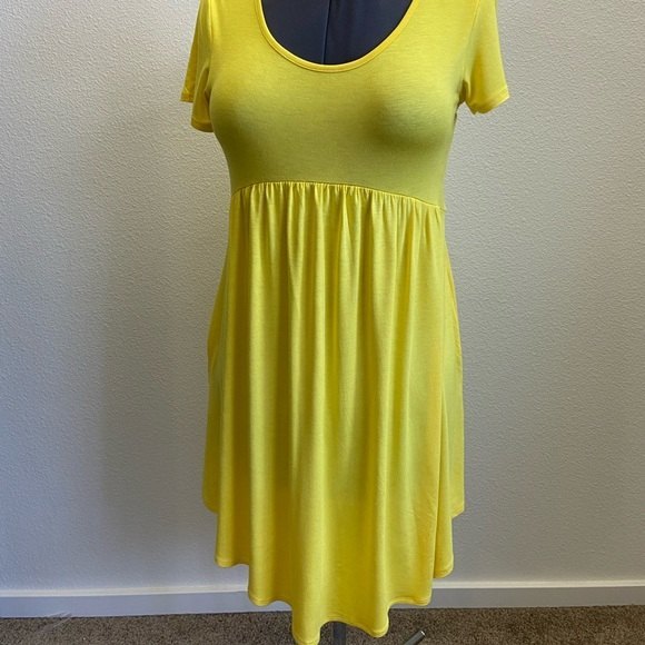 BasicUSA Scoop Neck Pockets High Low Tunic Dress Sunny Yellow Medium - Picture 8 of 13